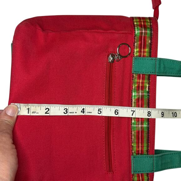 Red and Green Canvas Embroidered Christmas Handbag Purse Snowman Tree Presents - Picture 11 of 12